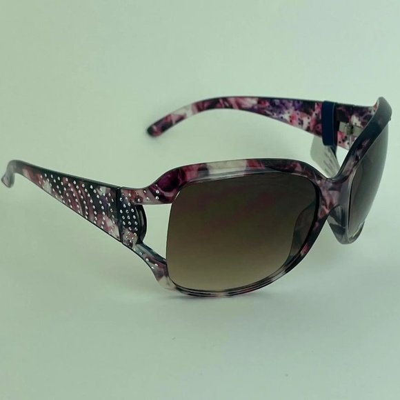 SG00777 NORTHCREST Sunglasses For Women Gradient Wine White W/ Rhinestone - Picture 2 of 9